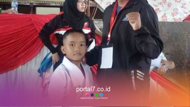 11651fb8274cf85.jpg